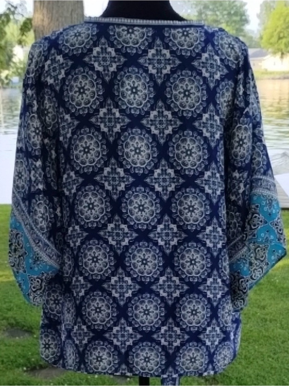 Max Studio Blue & White V-Neck Patterned Kimono Sleeve Top - Picture 2 of 5